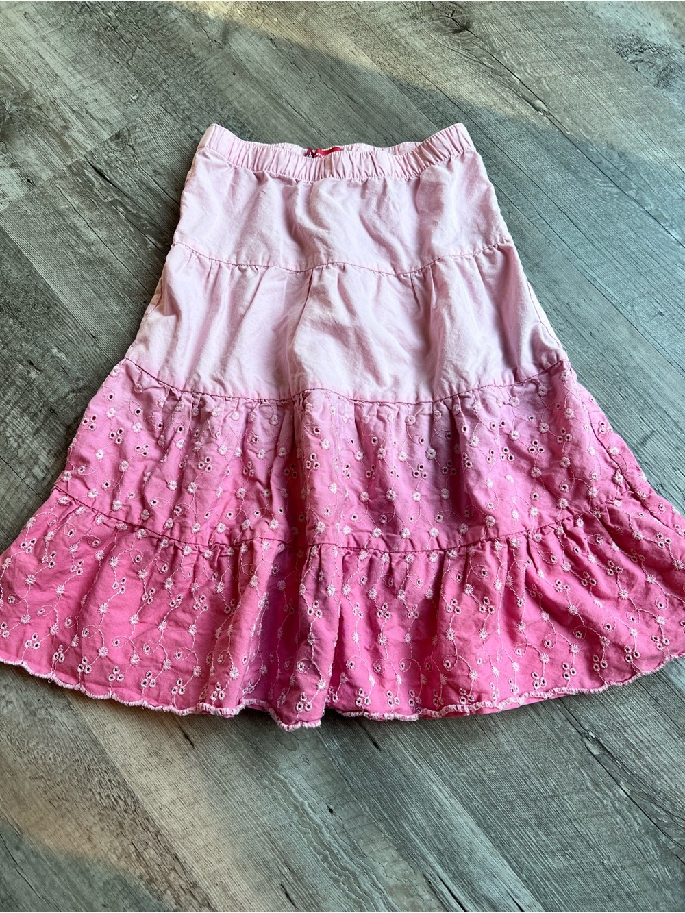 Girls 5T Levi’s Pink Tiered Eyelet Skirt